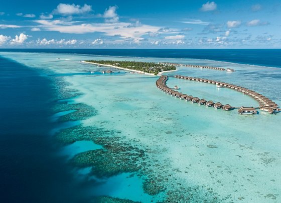 Pullmann Maldives Maamutaa Resort