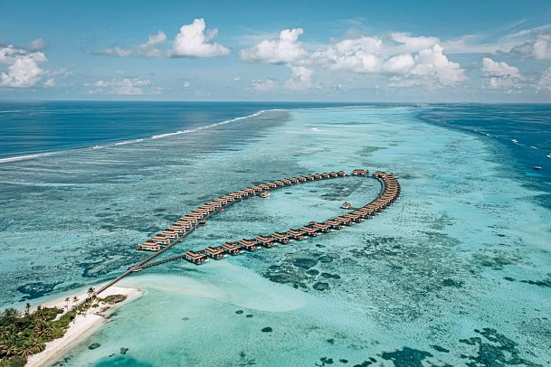 Pullmann Maldives Maamutaa Resort