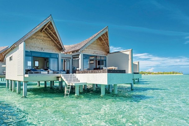 Kuredhivaru Resort and Spa Maldives - Wohnbeispiel Overwater Pool Villa (Zimmercodierungen VX1, VX2 & VX3)