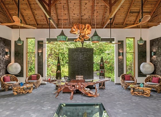 Kuredhivaru Resort and Spa Maldives