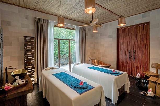 Kuredhivaru Resort and Spa Maldives