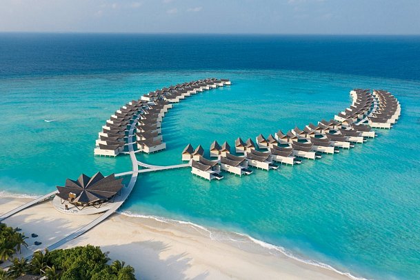 Kuredhivaru Resort and Spa Maldives - Overwater Pool Villen (Zimmercodierungen VX1, VX2 & VX3)