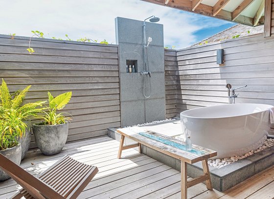 Kagi Maldives Resort & Spa - Beispiel Bad Lagoon Pool Villa (Zimmercodierungen VL1 & VL8)