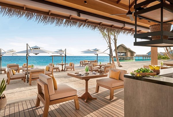 Hilton Maldives Amingiri Resort & Spa