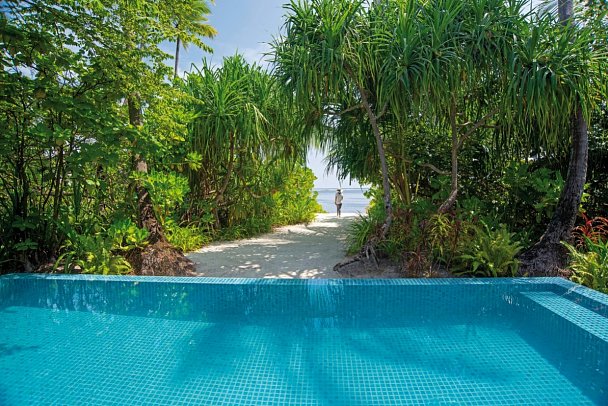 The Residence Maldives at Dhigurah - Wohnbeispiel Deluxe Beach Pool Villa (Zimmercodierungen VB3 & VB4)