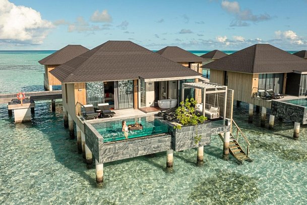 Madifushi Private Island - Wohnbeispiel Aqua Pool Villa (Zimmercodierungen VX1, VX2, VV3 & VV4)