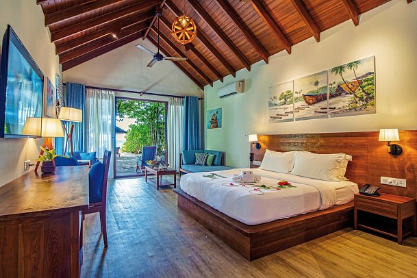 Reethi Faru Resort - Wohnbeispiel Deluxe Beach Villa (Zimmercodierungen VB1 & VB7)
