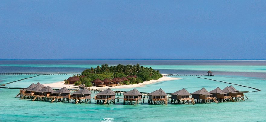 Komandoo Island Resort & Spa