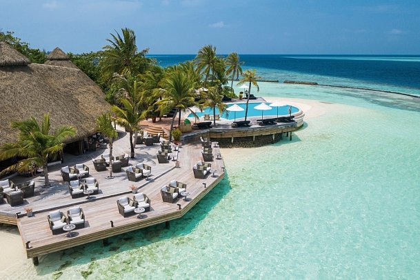 Komandoo Island Resort & Spa