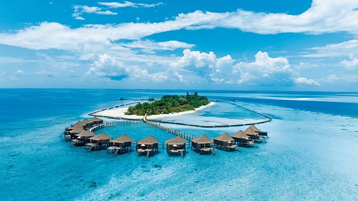 Komandoo Island Resort & Spa