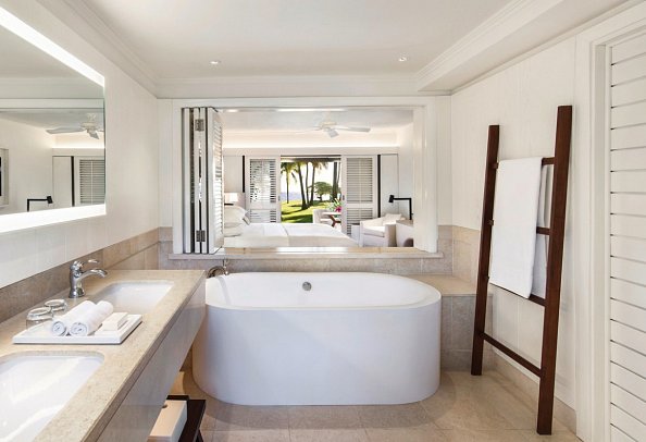 LUX* Le Morne, Mauritius - Badezimmer Prestige Junior Suite (Zimmercodierungen JO1 & JH3)