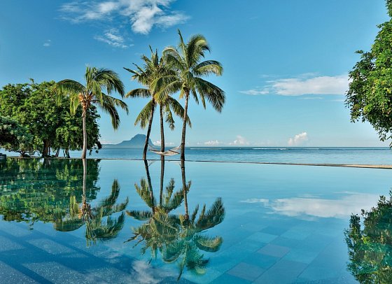Maradiva Villas Resort & Spa