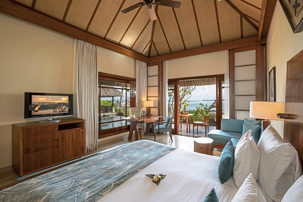 Shanti Maurice Resort & Spa - Wohnbeispiel Beachfront Suite Pool Villa (Zimmercodierung V1M)