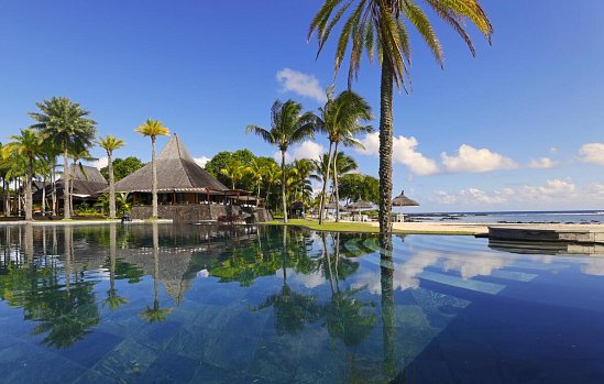 Shanti Maurice Resort & Spa