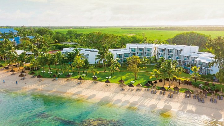 Victoria for 2 Beachcomber Resort & Spa