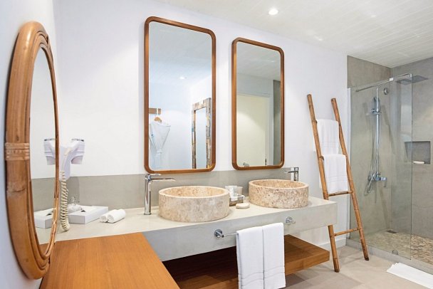 Seapoint Boutique Hotel - Badezimmer Deluxe Beachfront (Zimmercodierungen UD1 & UD8)