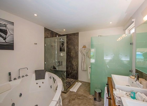 Seapoint Boutique Hotel - Badezimmer Royal Suite (Zimmercodierung WB2)