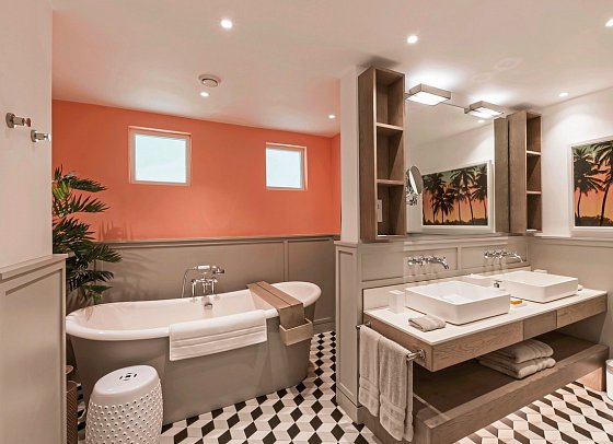 LUX* Grand Gaube, Mauritius - Badezimmer Wellness Junior Suite (Zimmercodierungen JB2, JH2 & JB8)