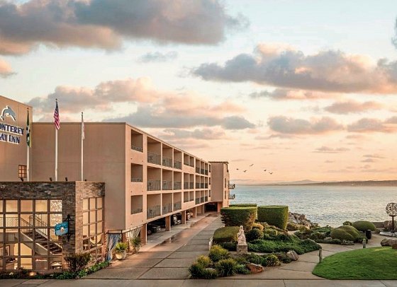 Monterey Bay Inn