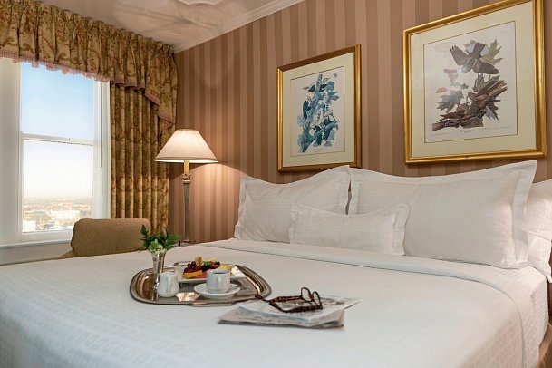 Hotel Monteleone - Wohnbeispiel Traditional Room 1 King Bed (Zimmercodierung UG2)