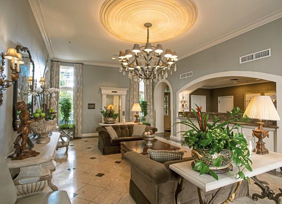 Bienville House