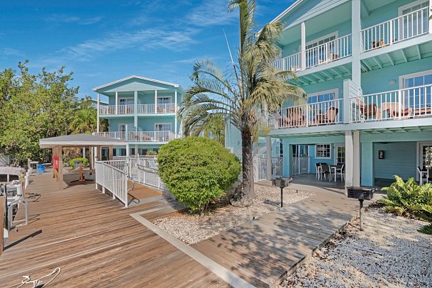 Lime Tree Bay Resort