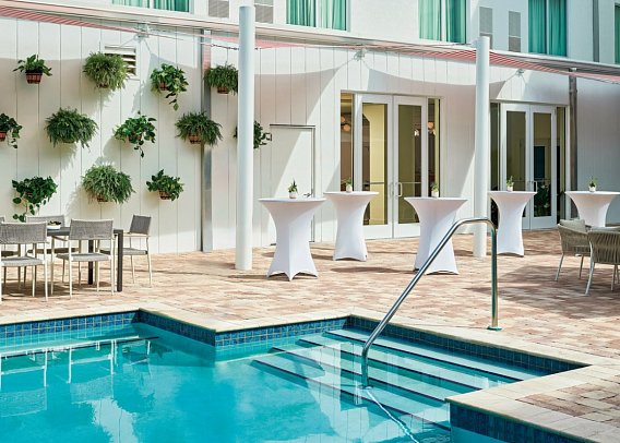 Faro Blanco Resort & Yacht Club