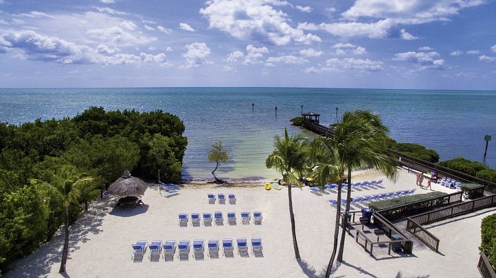 Ocean Pointe Suites Key Largo Apartments - Beach