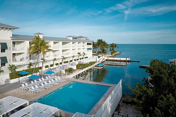 Courtyard Faro Blanco