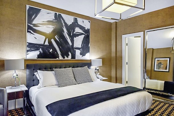 Ameritania Hotel - Wohnbeispiel Deluxe King (Zimmercodierung UD2)