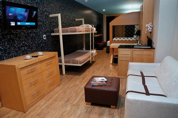 TRYP by Wyndham New York City Times Square / Midtown - Wohnbeispiel Tryp Family, Tryp Premium Family (Zimmercodierungen WB1 & WB2)