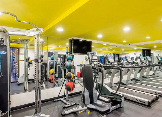 TRYP by Wyndham New York City Times Square / Midtown