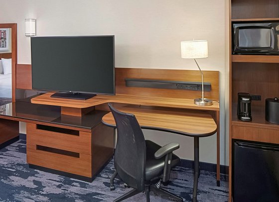 Fairfield Inn & Suites NY Manhattan/Downtown East - Wohnbeispiel Standard King, Standard Two Queen beds (Zimmercodierungen UG2 & UG4)