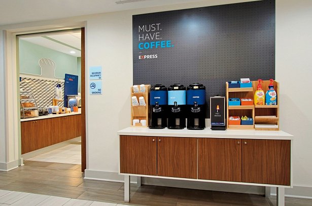 Holiday Inn Express Manhattan Midtown West