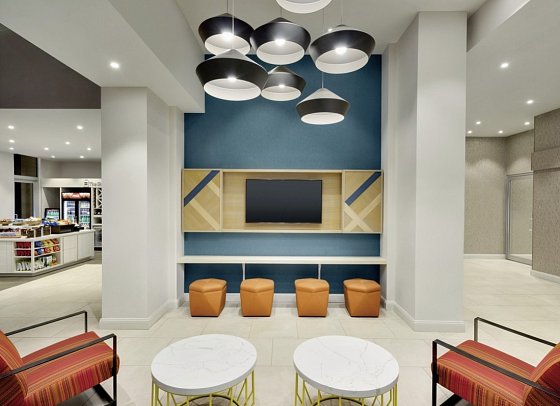 Hilton Garden Inn New York Times Square South - Lobby