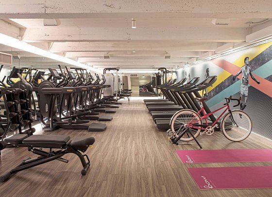MOXY New York Times Square