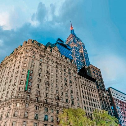 Martinique New York on Broadway, Curio Collection by Hilton