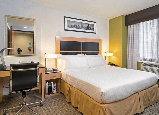 Holiday Inn Express New York City-Wall Street - Wohnbeispiel Standard One King (Zimmercodierung UG2)