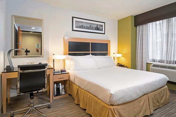 Holiday Inn Express New York City-Wall Street - Wohnbeispiel Standard One King (Zimmercodierung UG2)