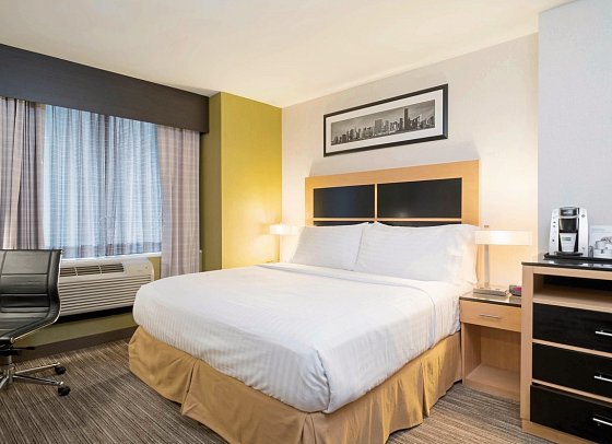 Holiday Inn Express New York City-Wall Street - Wohnbeispiel Standard One King (Zimmercodierung UG2)