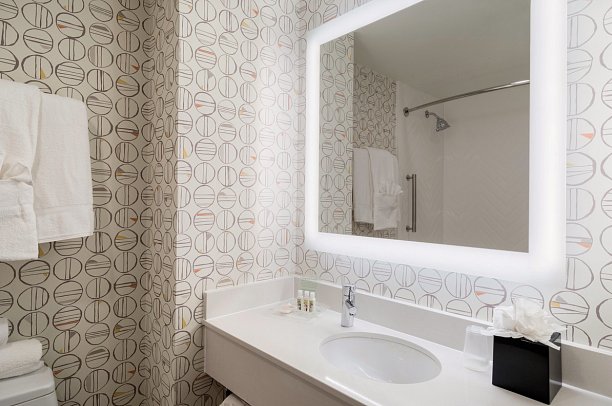 Holiday Inn New York City-Wall Street - Wohnbeispiel One King (Zimmercodierung UG2)