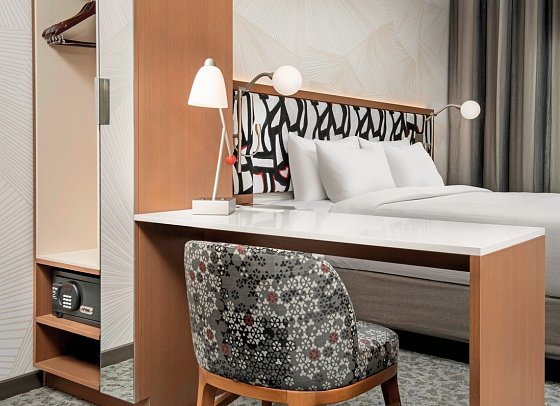 SpringHill Suites New York Queens - Wohnbeispiel King (Zimmercodierung UG1)