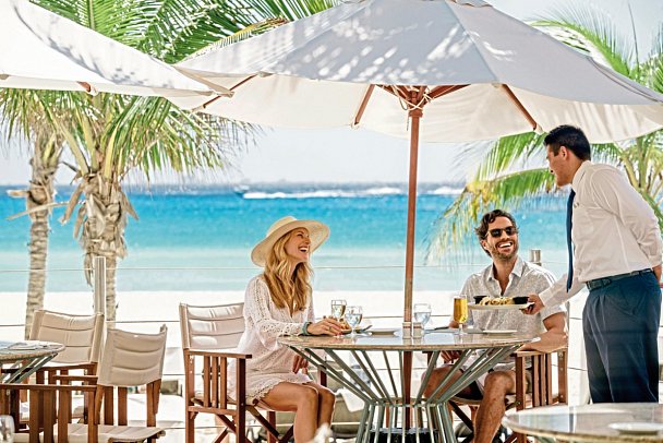 Royal Hideaway Playacar