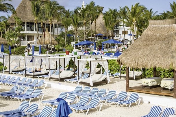 The Reef Playacar