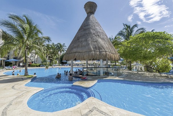 The Reef Playacar