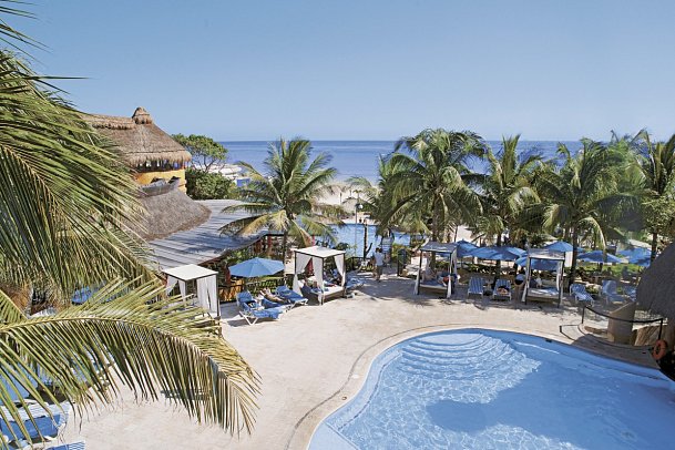 The Reef Playacar
