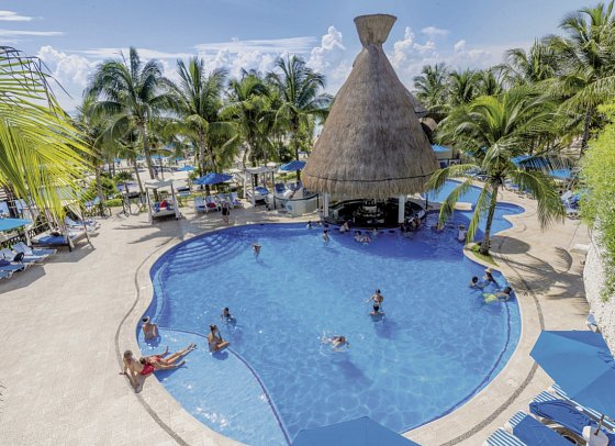 The Reef Playacar
