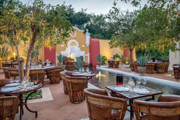 Valentin Imperial Riviera Maya