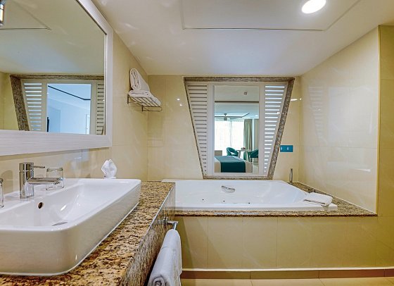Grand Sirenis Riviera Maya Hotel & Spa - Wohnbeispiel Juniorsuite (Zimmercodierungen JP1 & JD1)