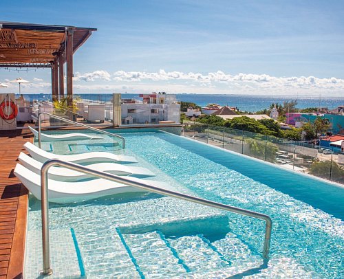 The Fives Downtown Hotel & Residences